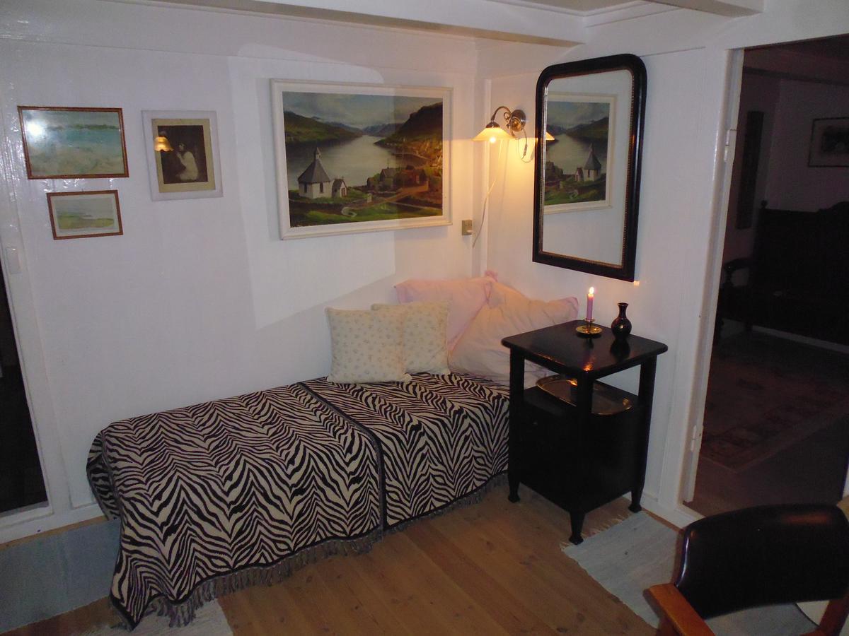 Idyllic House Near River And Ocean Villa Leynar Esterno foto